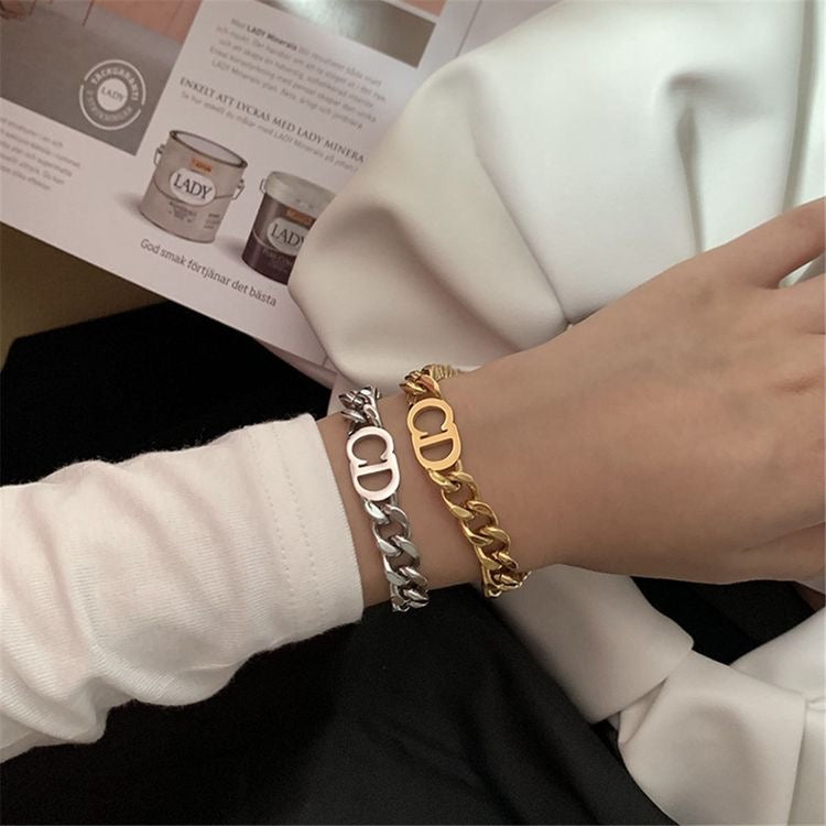 CD Necklace Dupe (laatste voorraad)