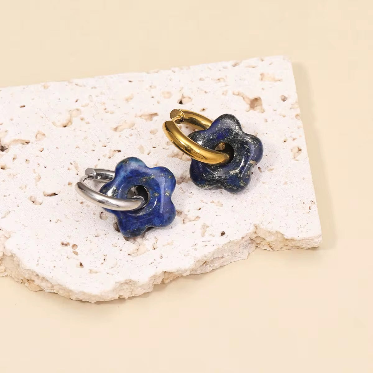 Bloom Royale Hoops (+ 2 Gratis Pendants)