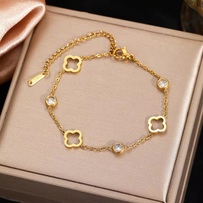 Shiny Clover Bracelet
