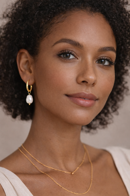 Atelier Pearl Hoops (Echte Parels)